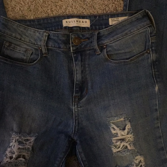 Bullhead  Distressed Denim Jeans - Picture 3 of 6